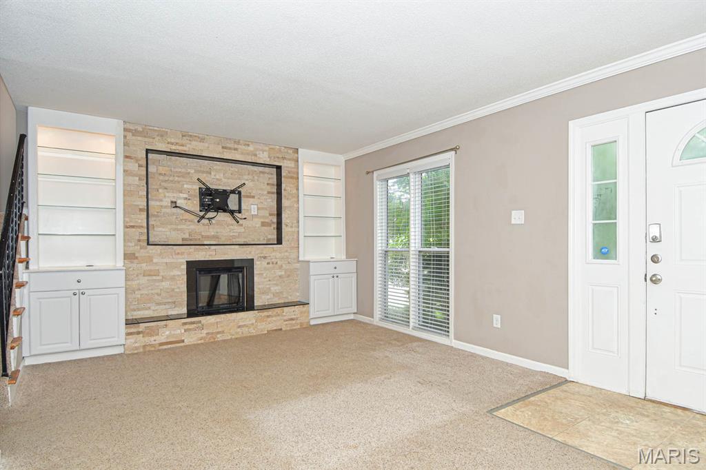 12857 Town And Four Drive Unit: 12857