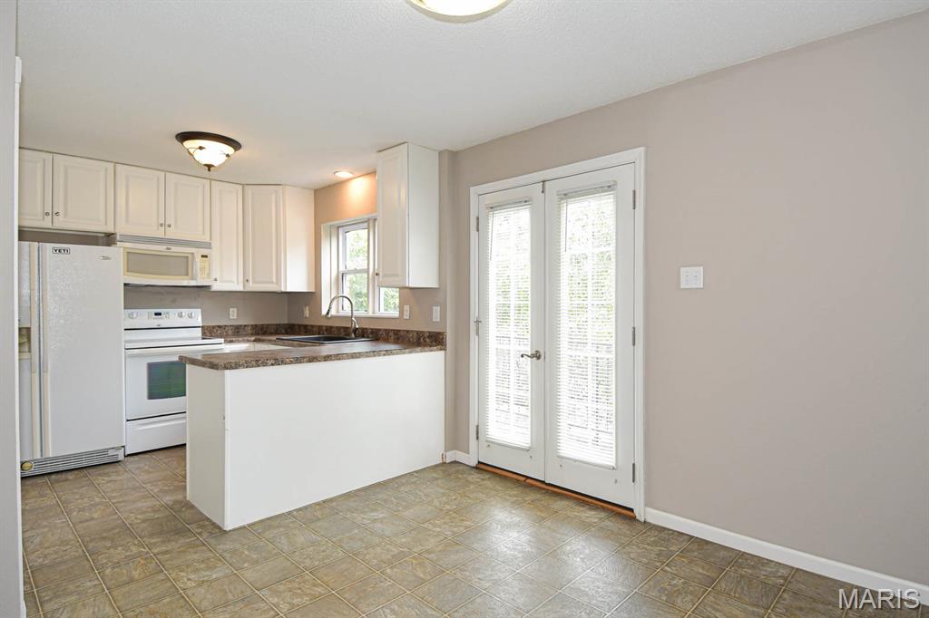 12857 Town And Four Drive Unit: 12857