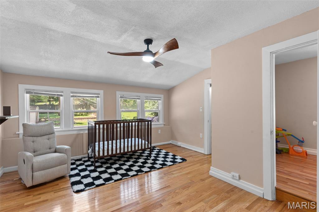 1433 Hawthorne Place