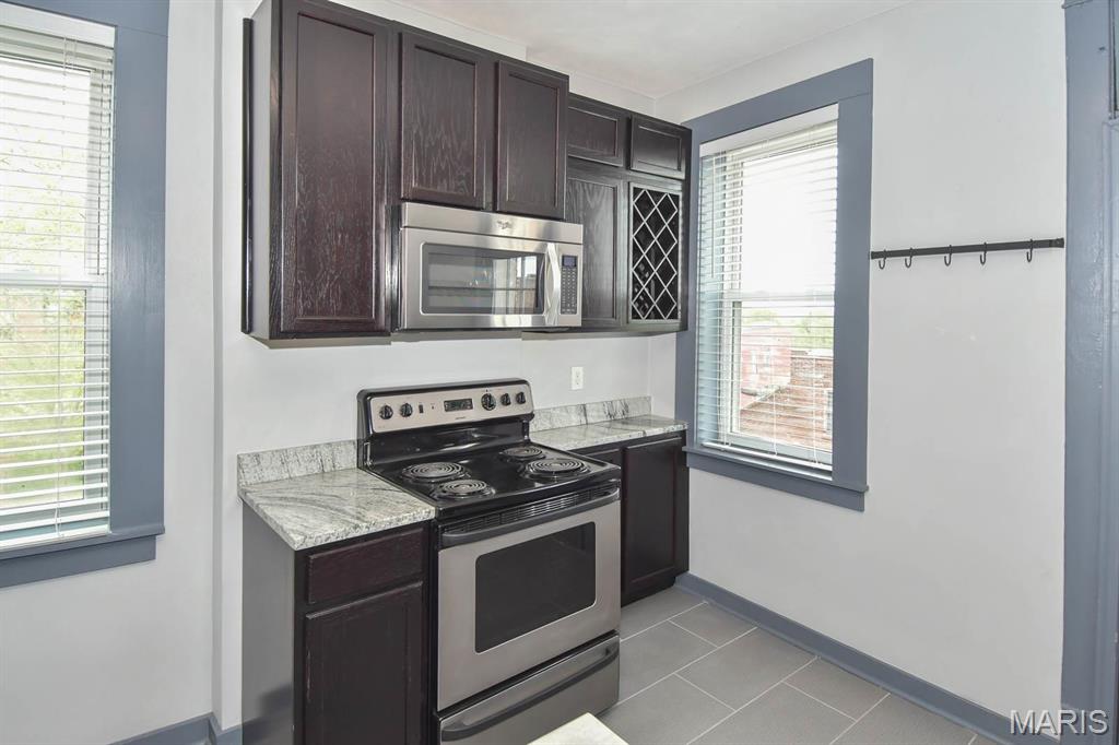 3302 9th Street Unit: A