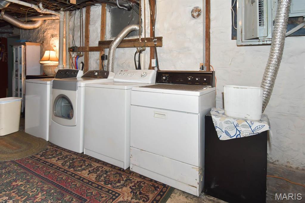 3302 9th Street Unit: A