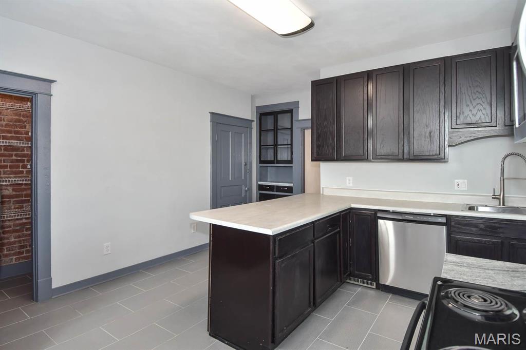 3302 9th Street Unit: A