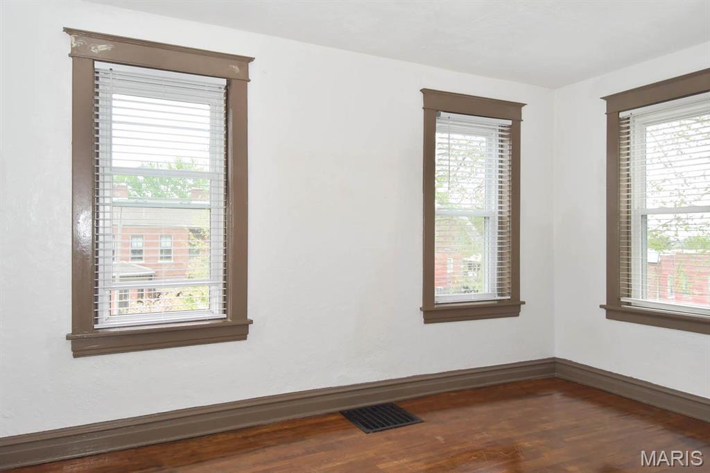 3302 9th Street Unit: A