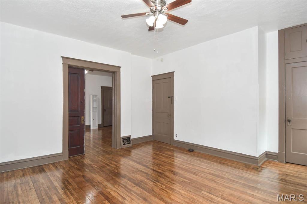 3302 9th Street Unit: A