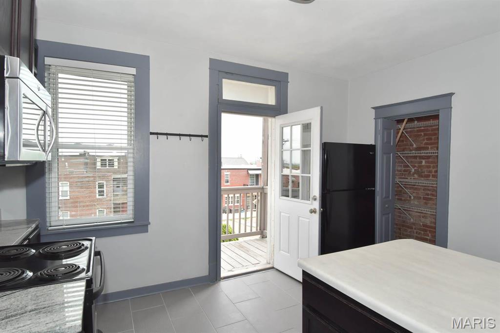 3302 9th Street Unit: A
