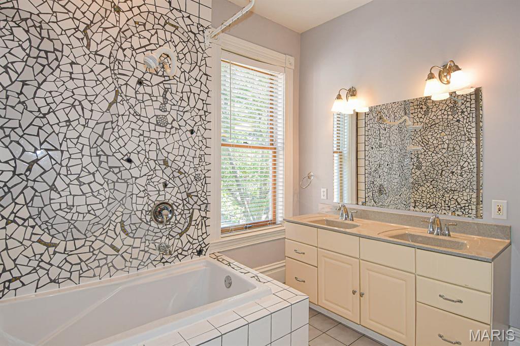 2322 Virginia Avenue