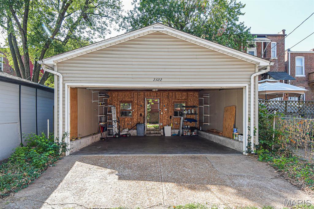 2322 Virginia Avenue