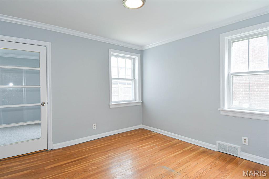 7039 Dartmouth Avenue Unit: 1F