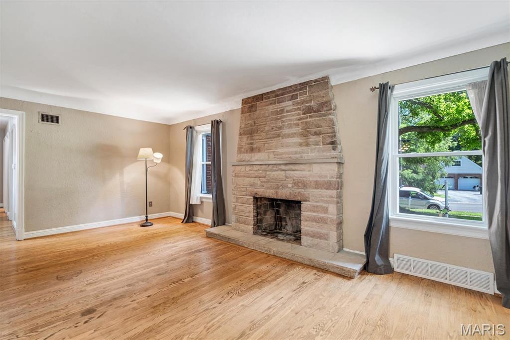 103 Thoroughman Avenue