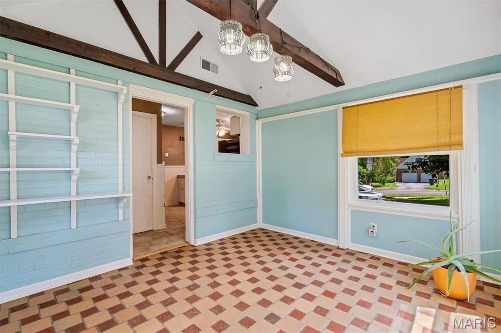 103 Thoroughman Avenue