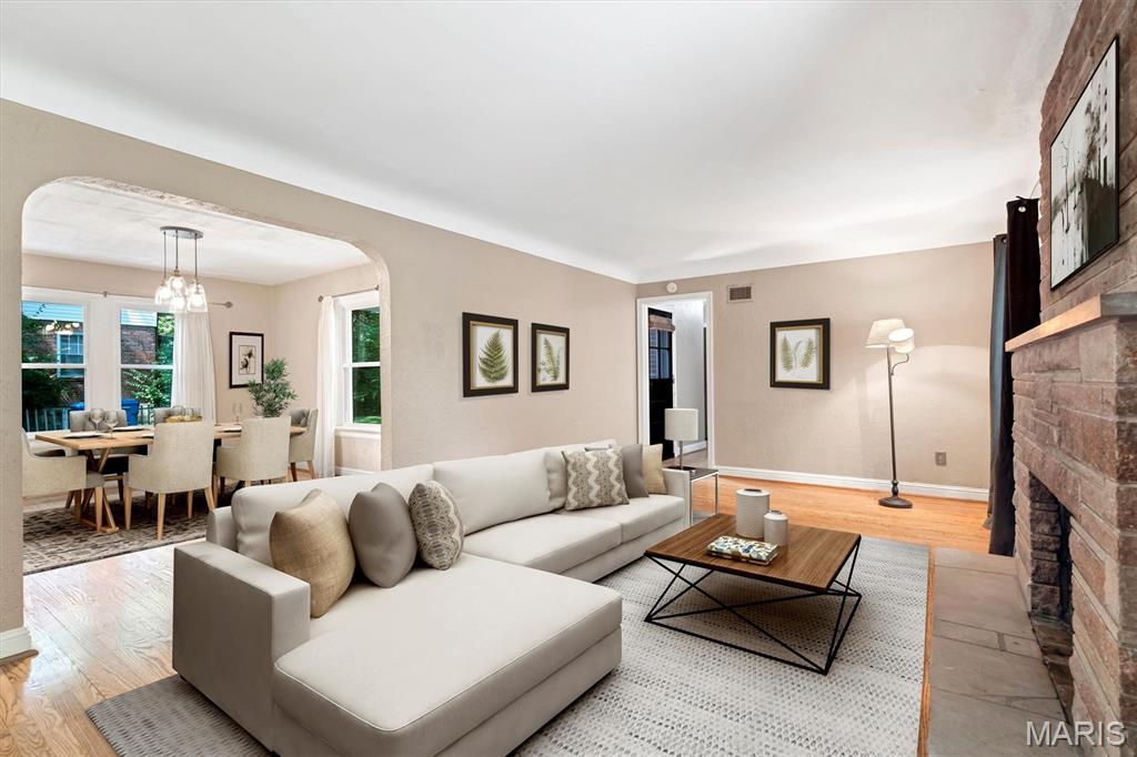 103 Thoroughman Avenue