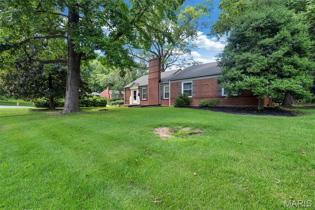 103 Thoroughman Avenue