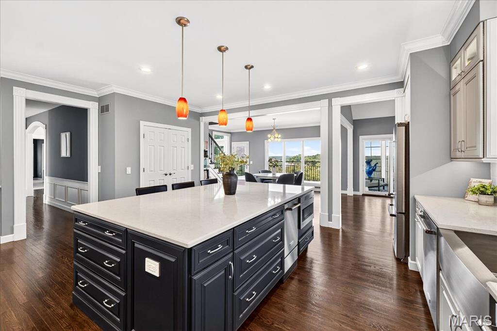 17934 Bonhomme Ridge Court