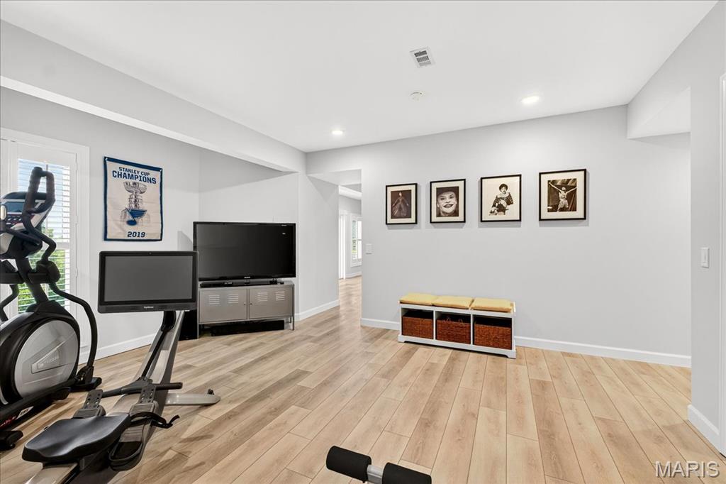 17934 Bonhomme Ridge Court