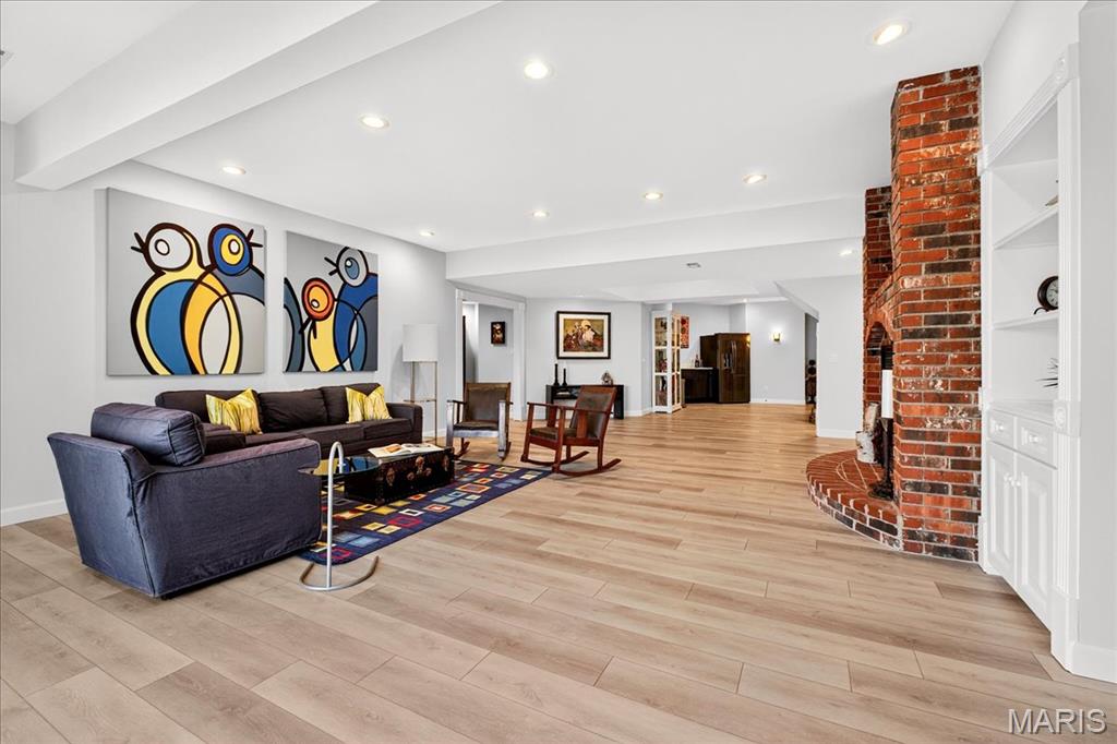 17934 Bonhomme Ridge Court