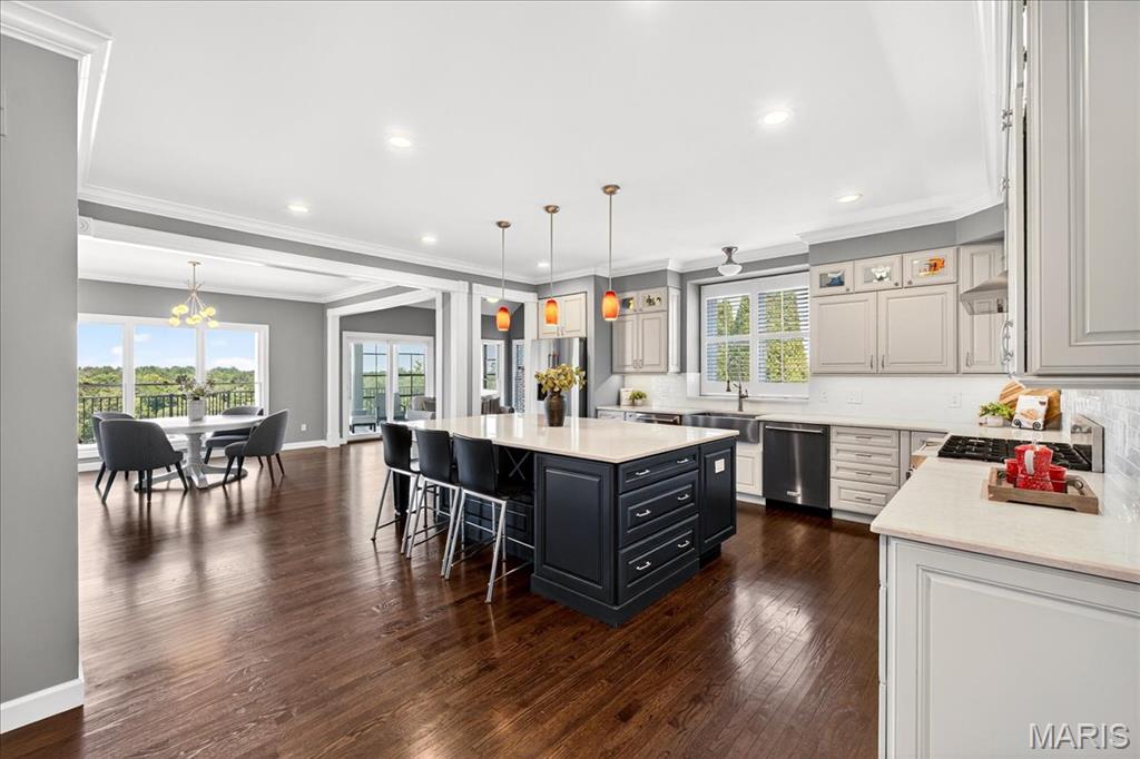 17934 Bonhomme Ridge Court