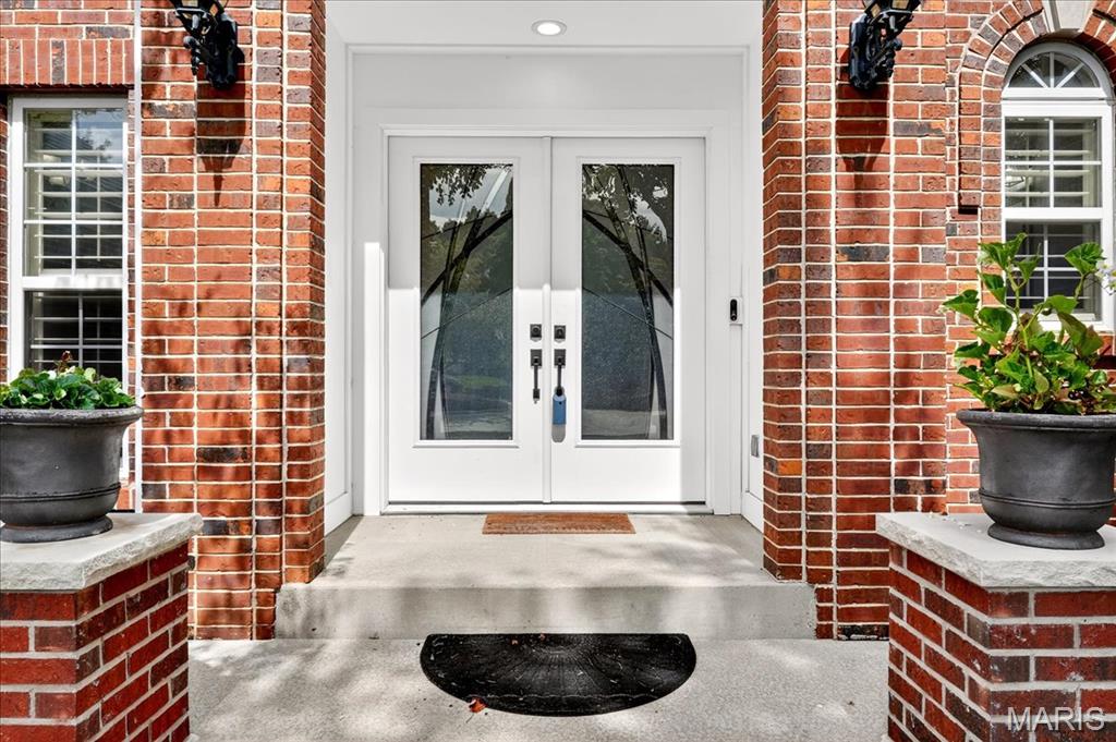 631 Dartmouth Crest Drive