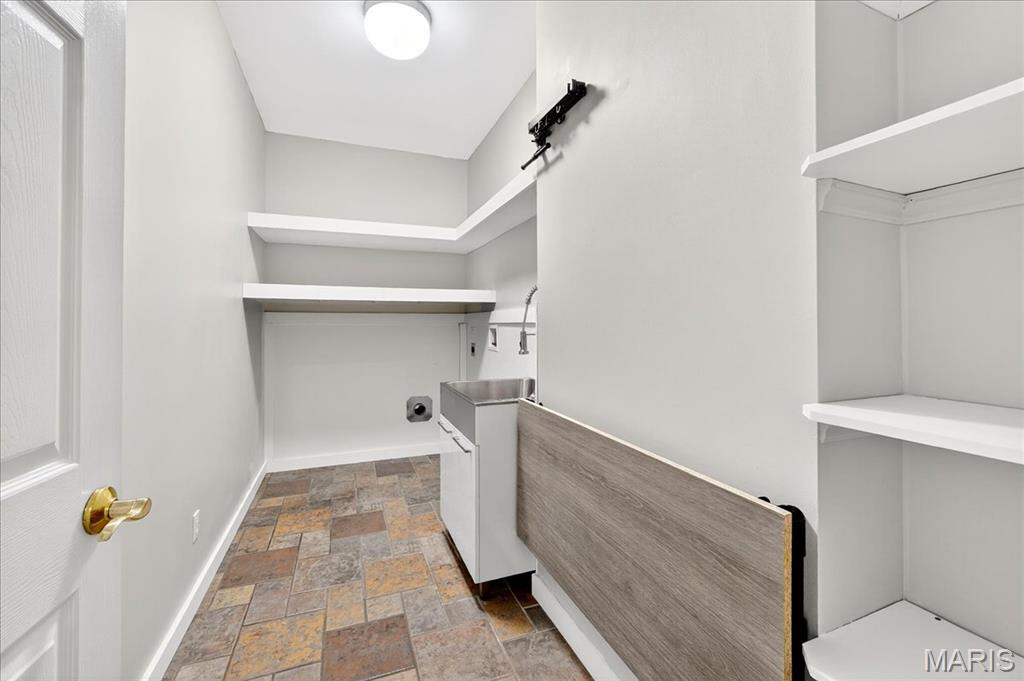 631 Dartmouth Crest Drive