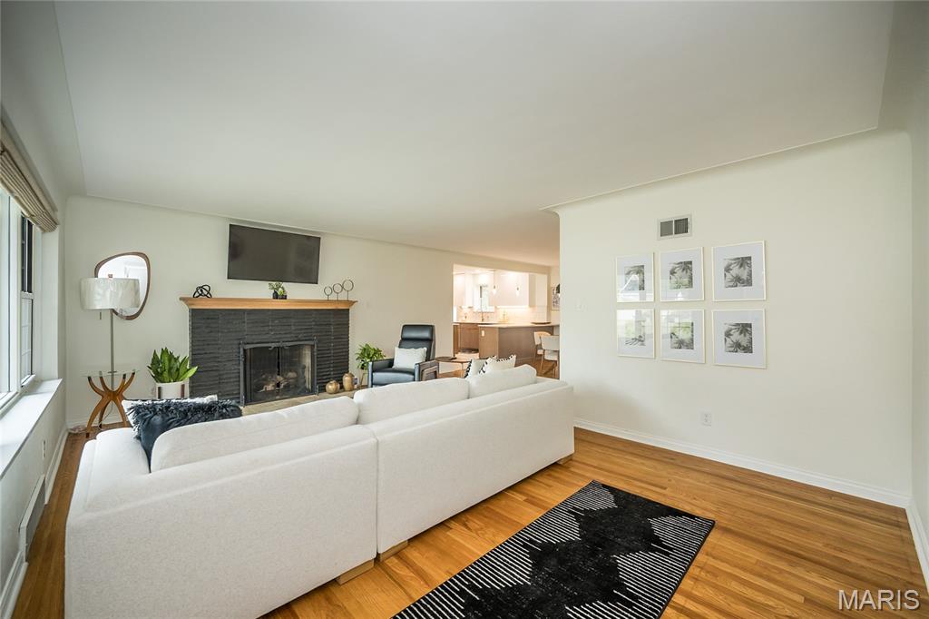 6056 Childress Avenue