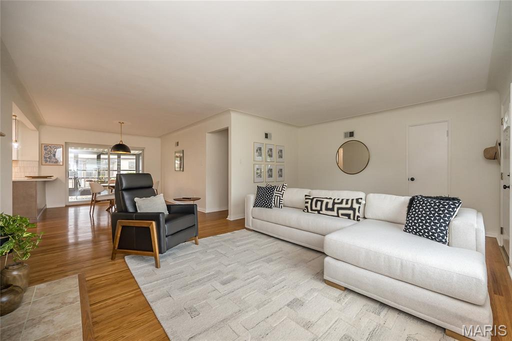 6056 Childress Avenue