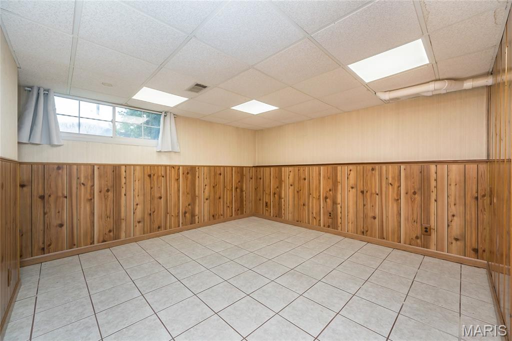 6056 Childress Avenue