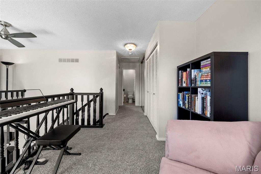 1940 Meadowtree Lane Unit: 5