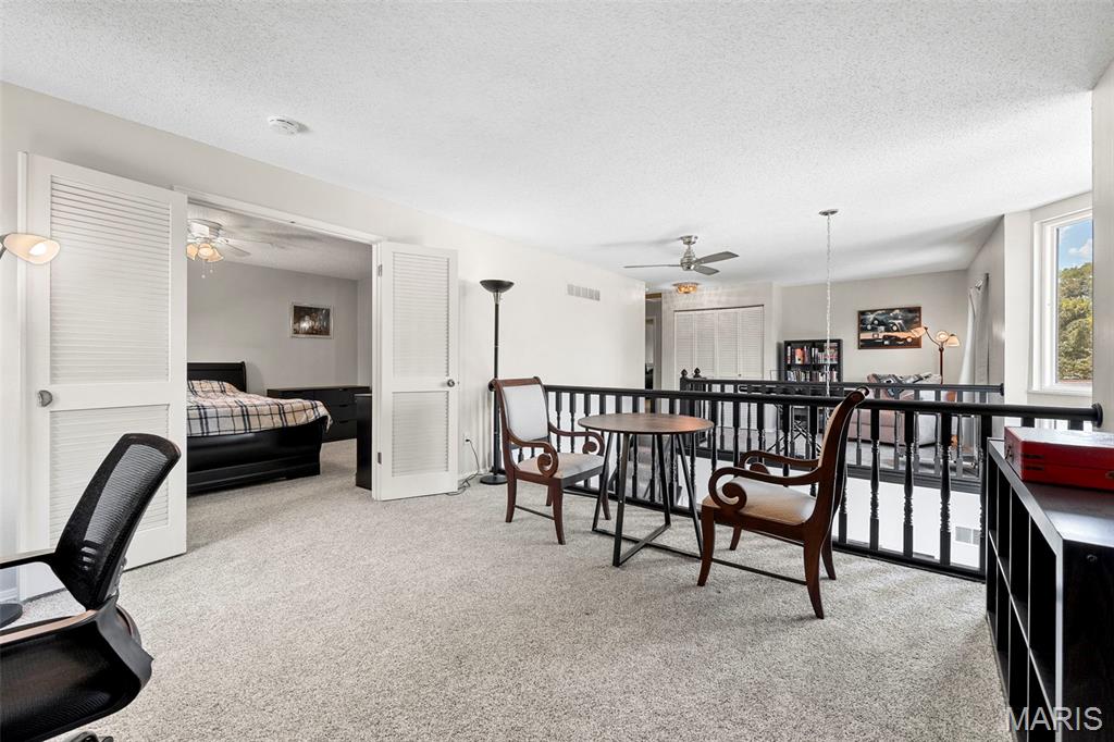 1940 Meadowtree Lane Unit: 5