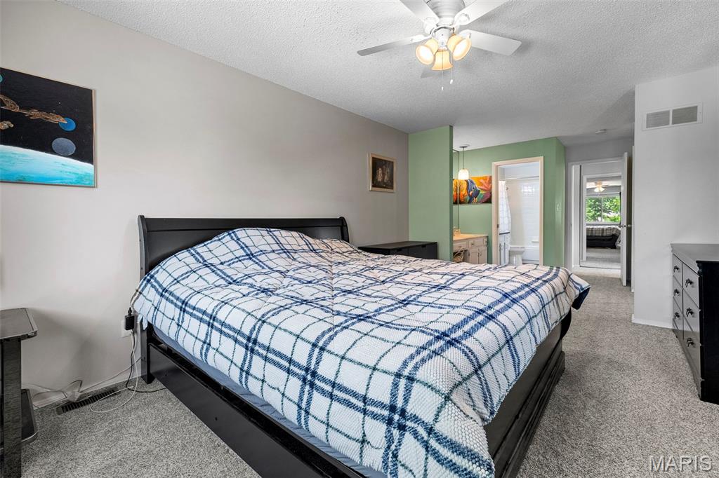 1940 Meadowtree Lane Unit: 5