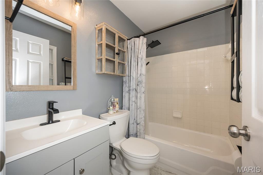 4 Harvest Meadow Court