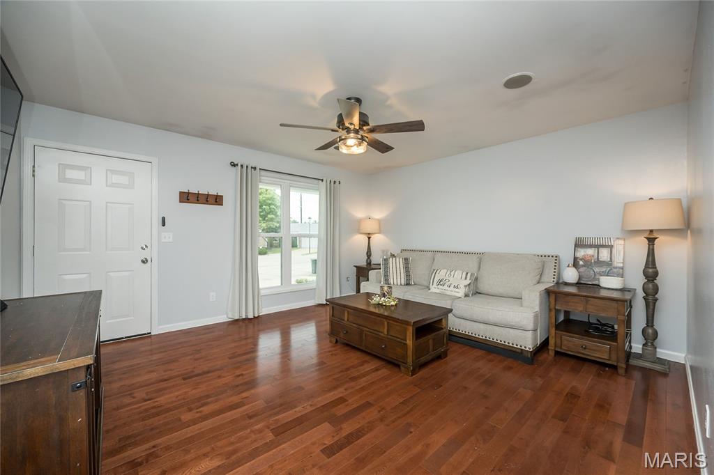 4 Harvest Meadow Court