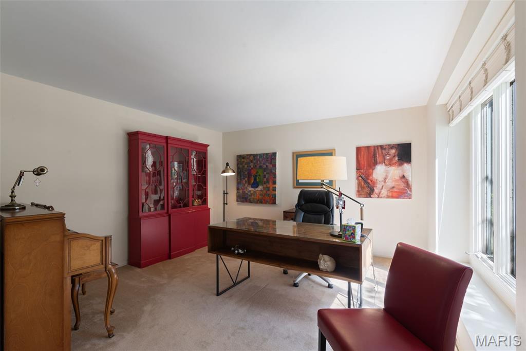 1806 Summer Lake Drive