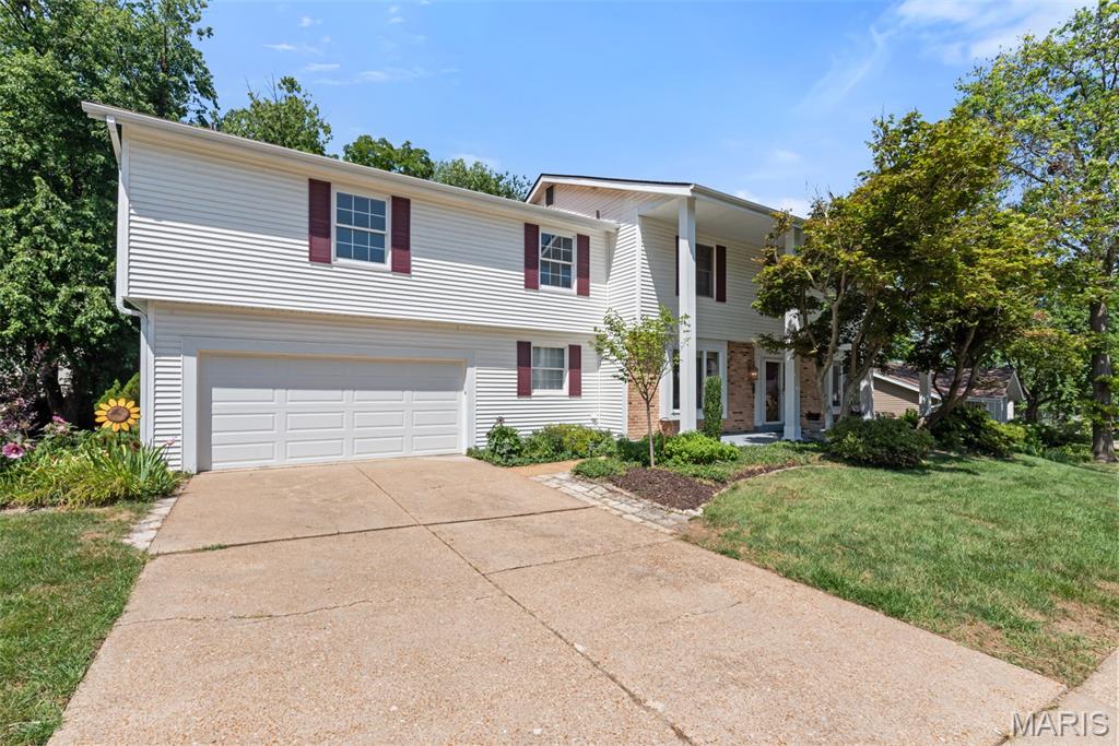 1806 Summer Lake Drive