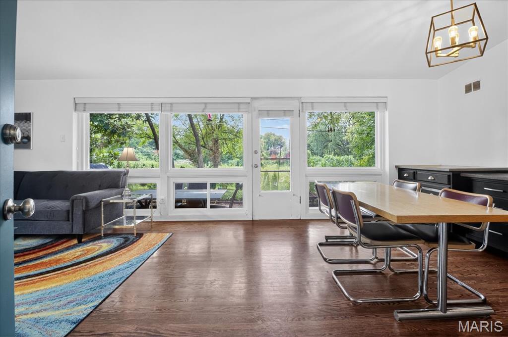 737 N Rock Hill Road