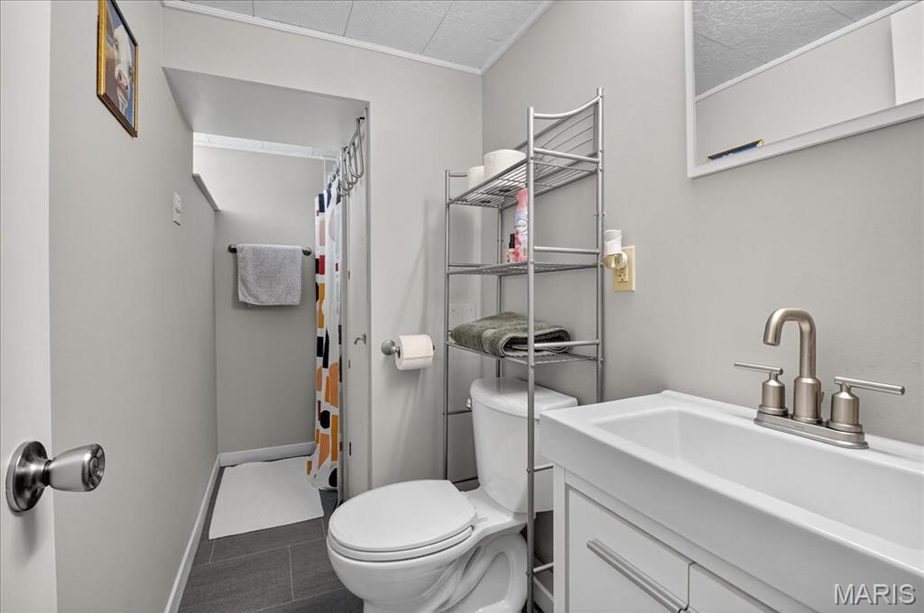 737 N Rock Hill Road