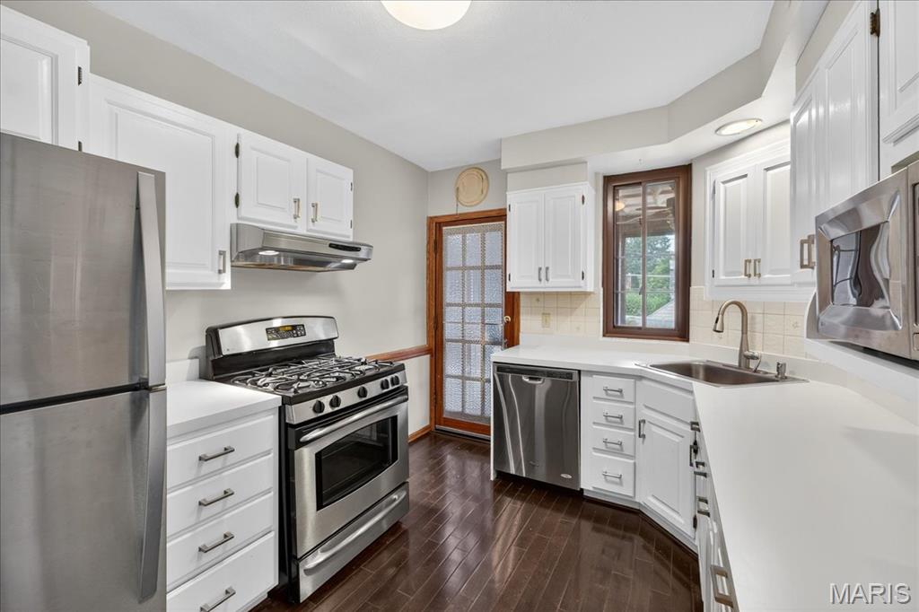 8009 Delmar Boulevard Unit: 1