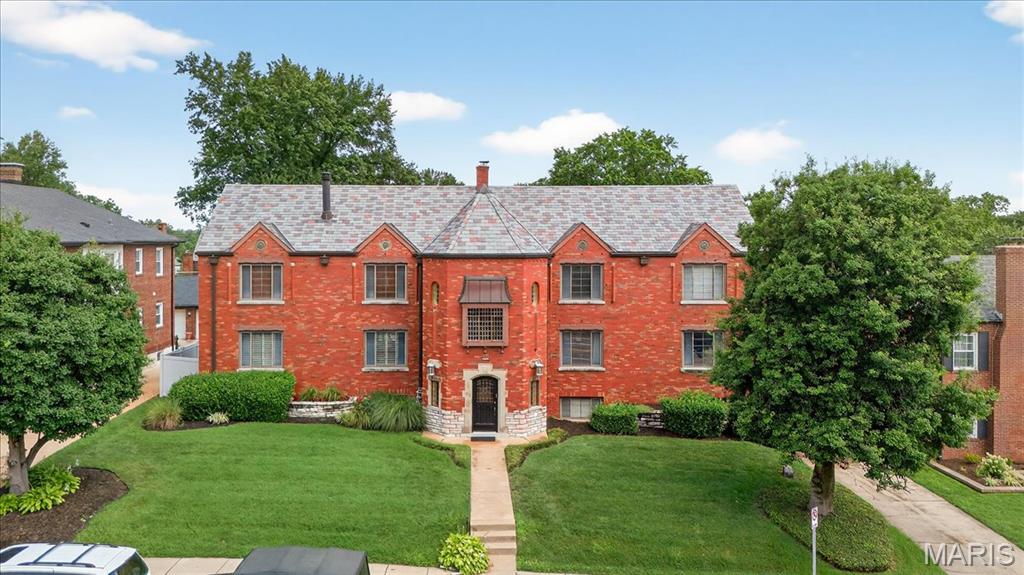 8009 Delmar Boulevard Unit: 1