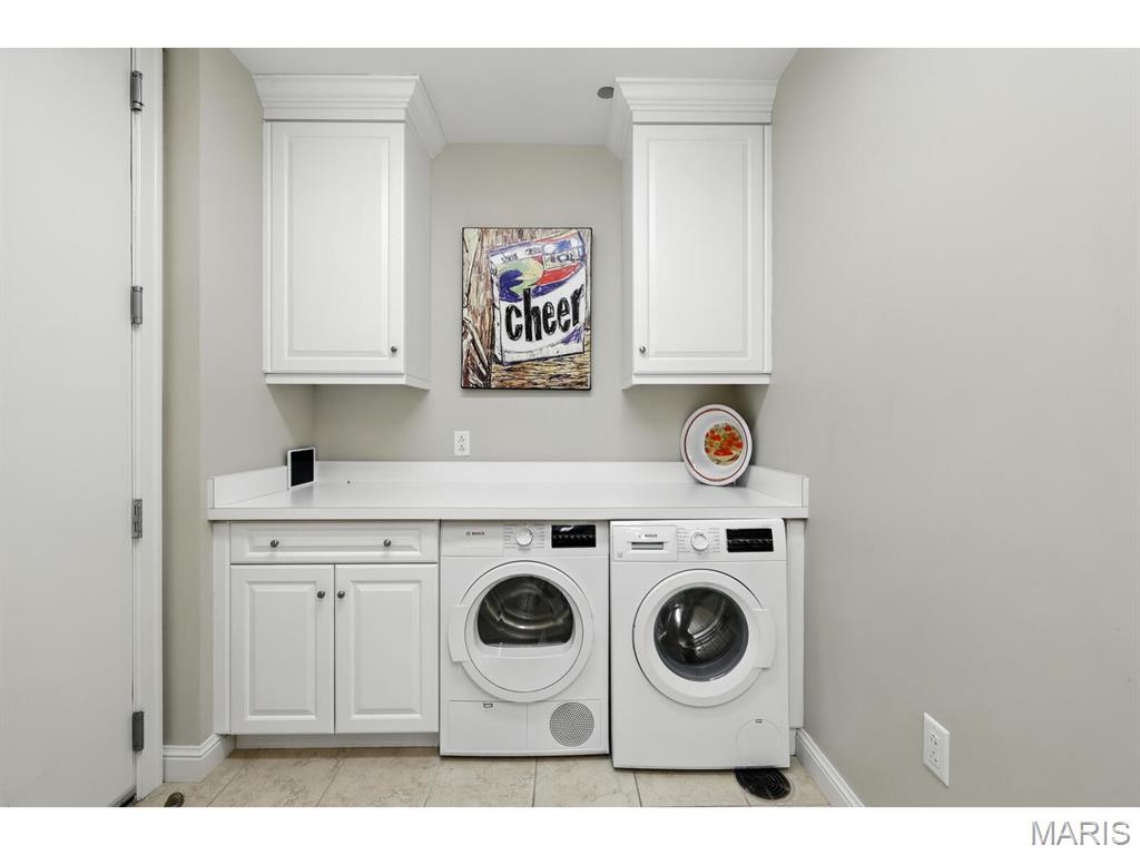 8025 Maryland Avenue Unit: 10E