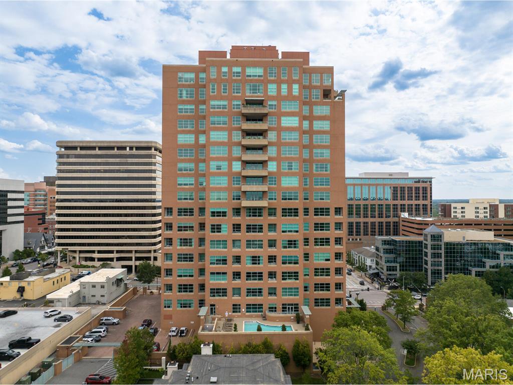 8025 Maryland Avenue Unit: 10E
