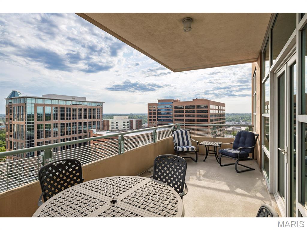 8025 Maryland Avenue Unit: 10E