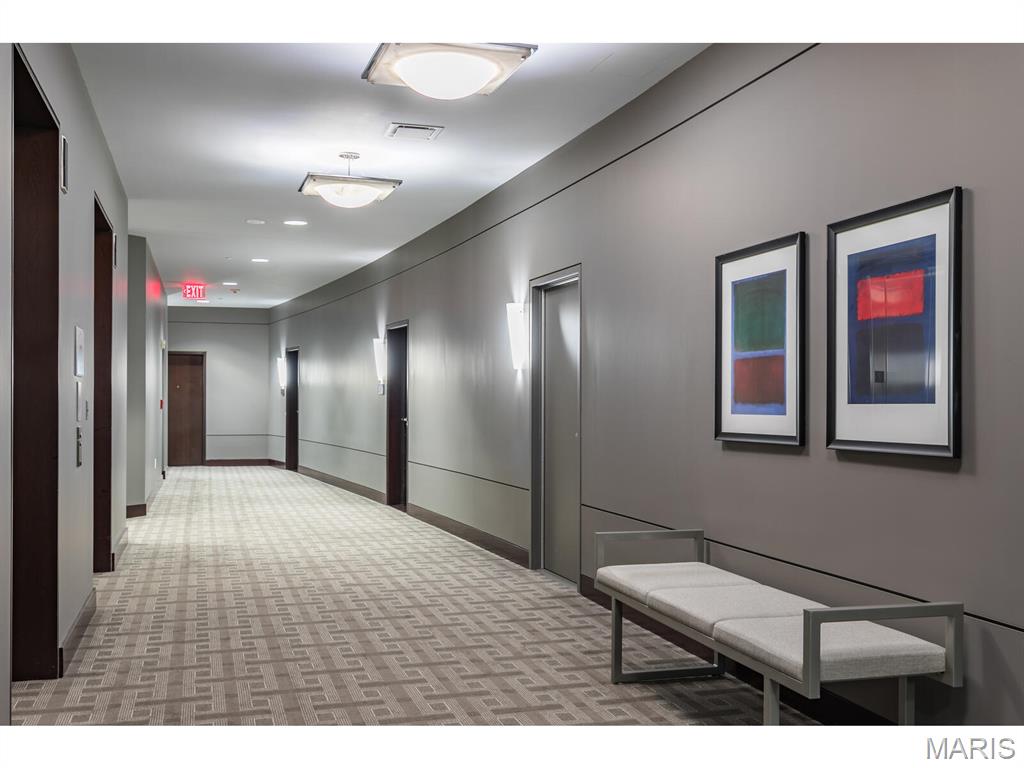 8025 Maryland Avenue Unit: 10E