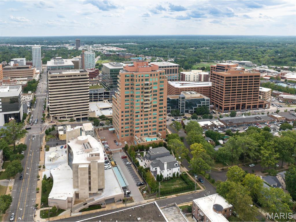 8025 Maryland Avenue Unit: 10E
