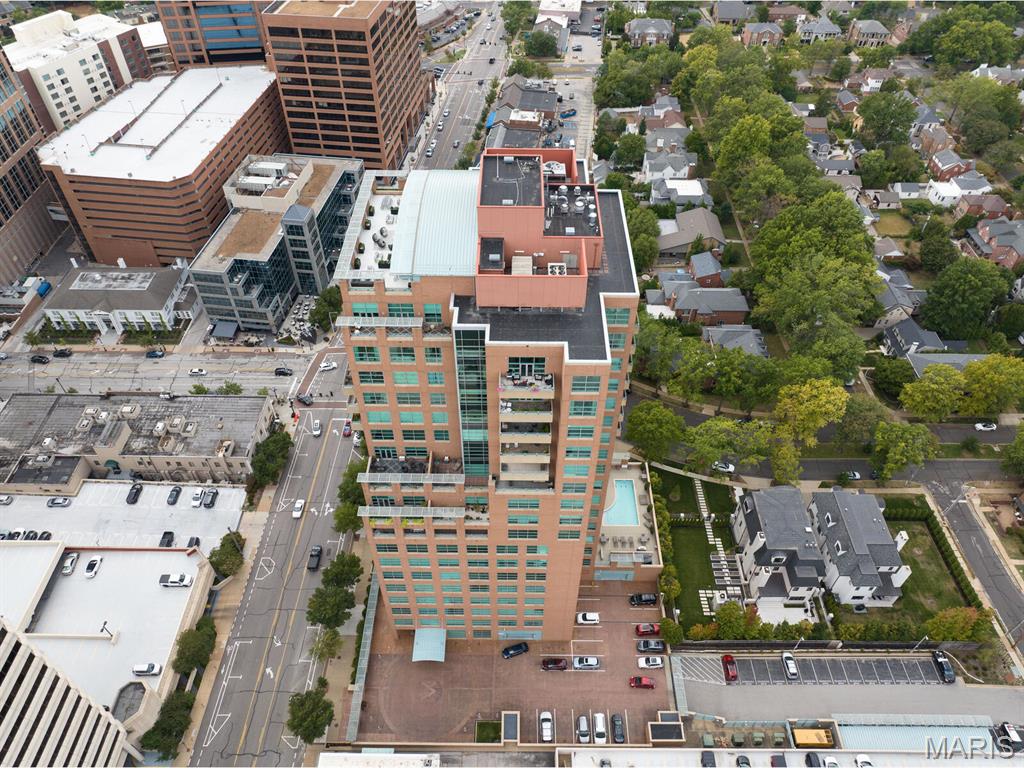 8025 Maryland Avenue Unit: 10E