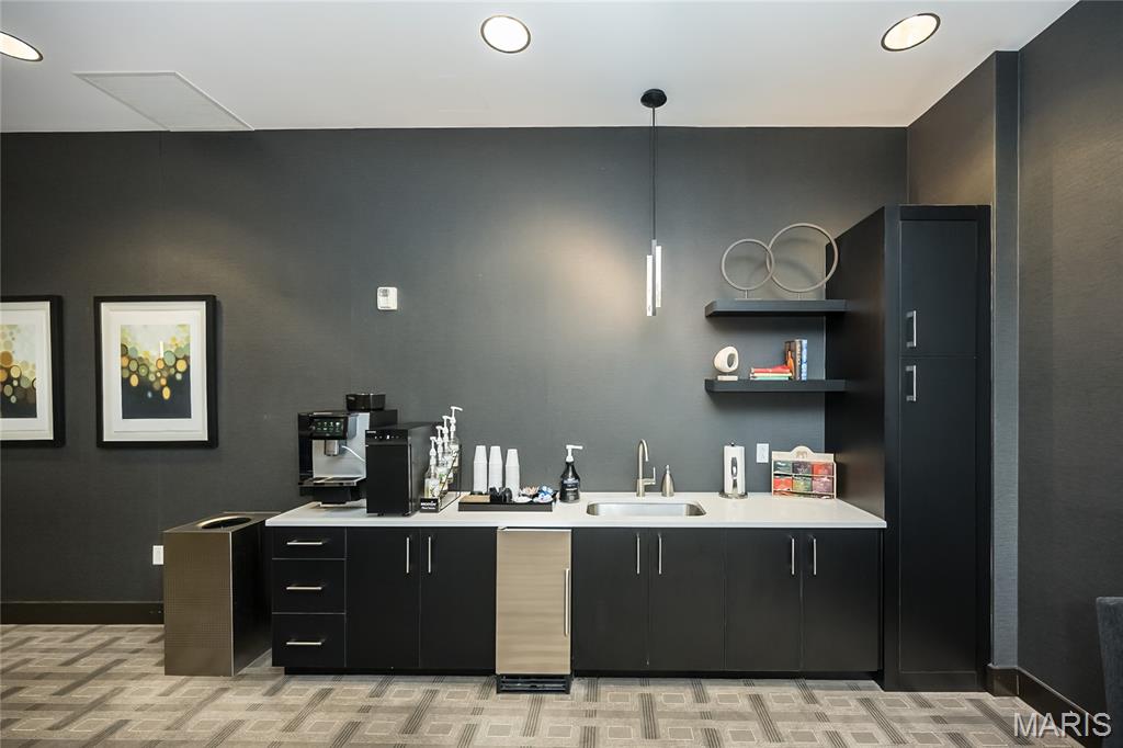8025 Maryland Avenue Unit: 10E