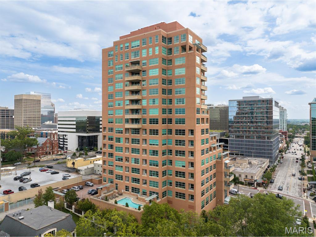 8025 Maryland Avenue Unit: 10E