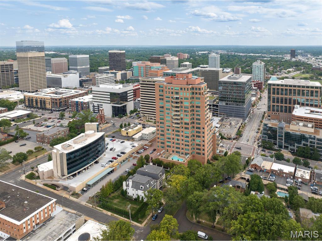 8025 Maryland Avenue Unit: 10E