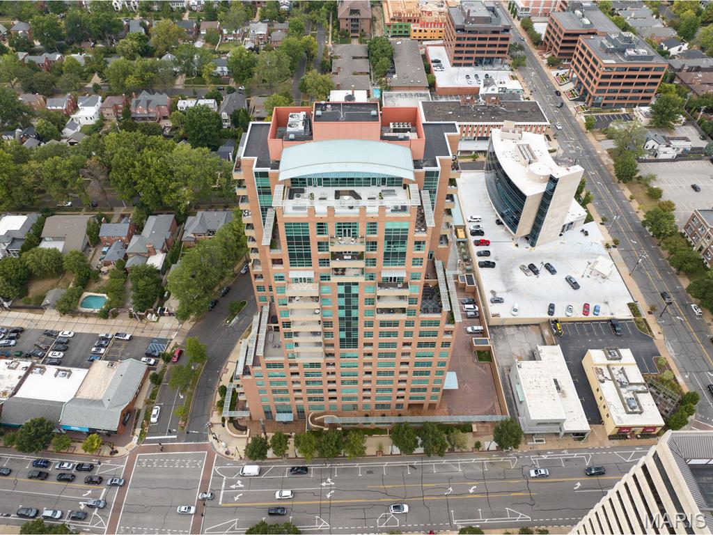 8025 Maryland Avenue Unit: 10E