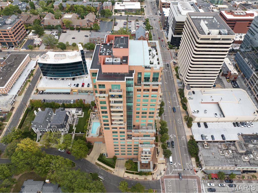 8025 Maryland Avenue Unit: 10E