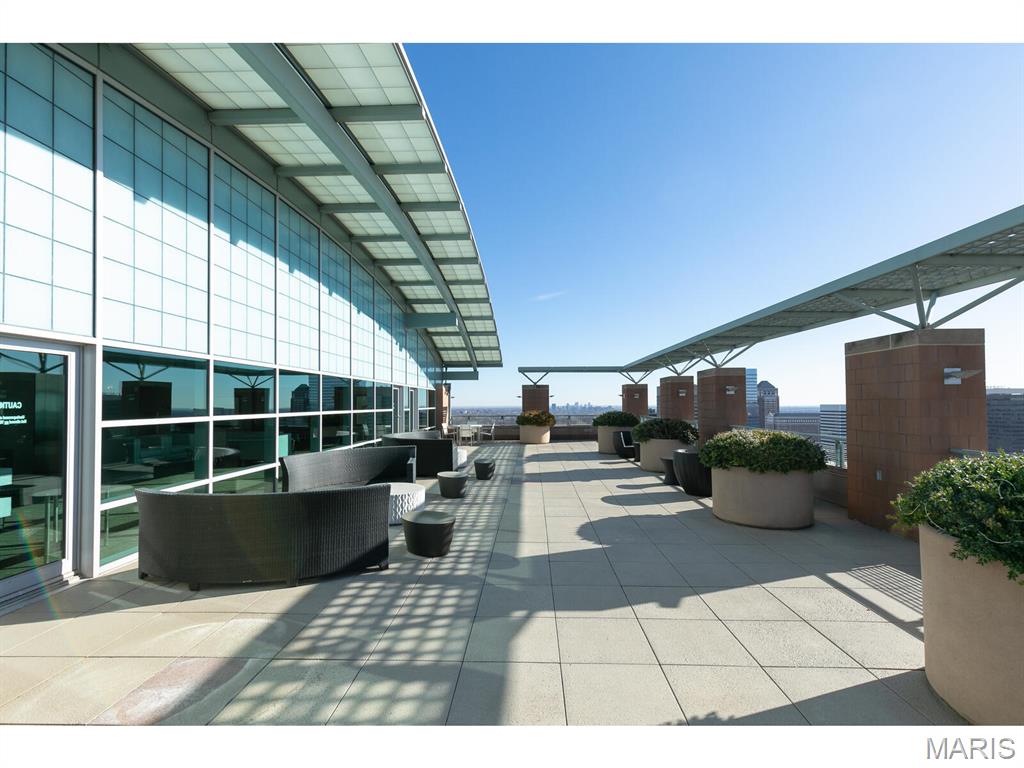 8025 Maryland Avenue Unit: 10E
