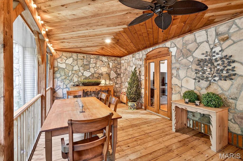 832 Stone Bridge Springs Drive
