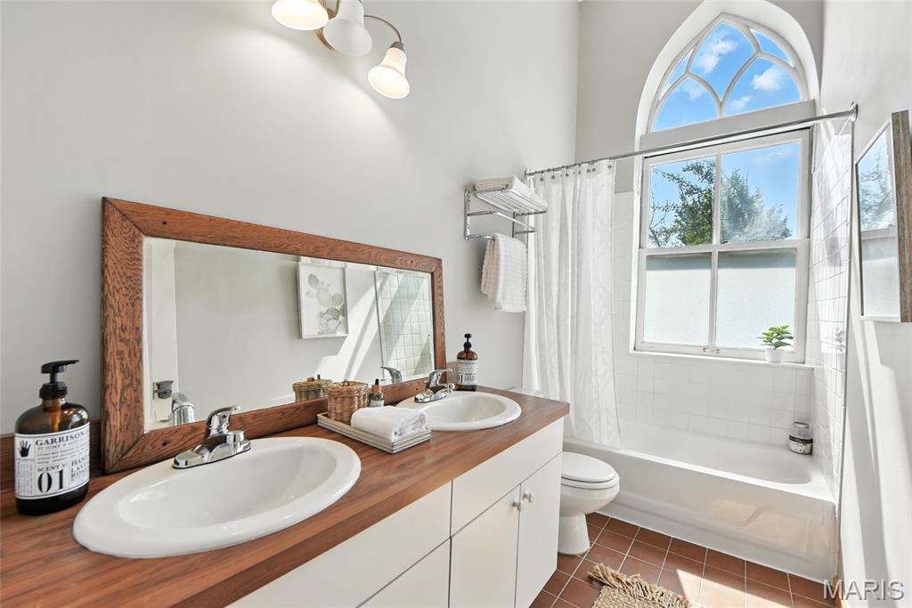 1621 11th Street S Unit: C